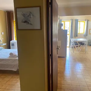 Da Rocha 2 Apartment